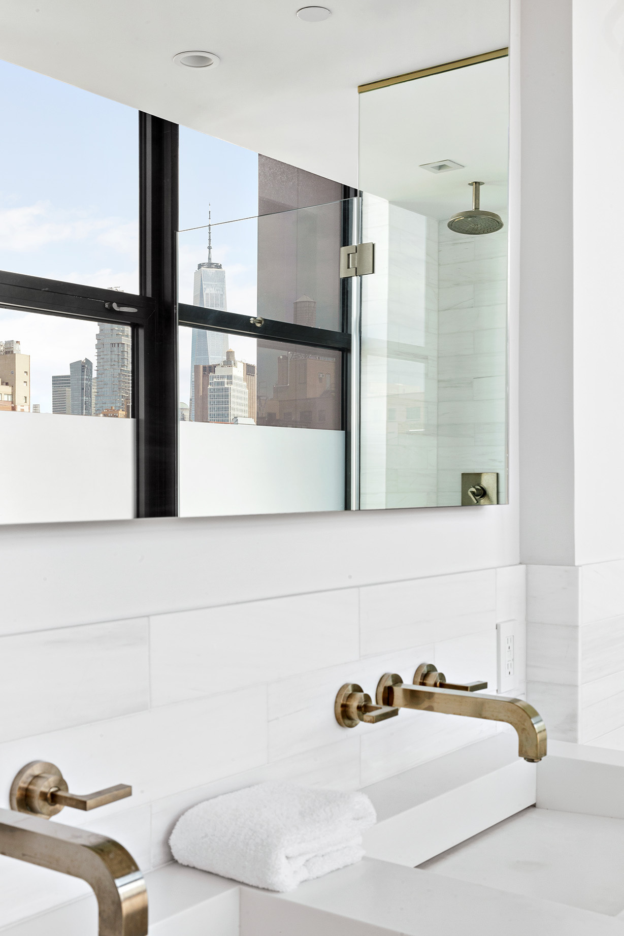 250 BOWERY Unit: PHD