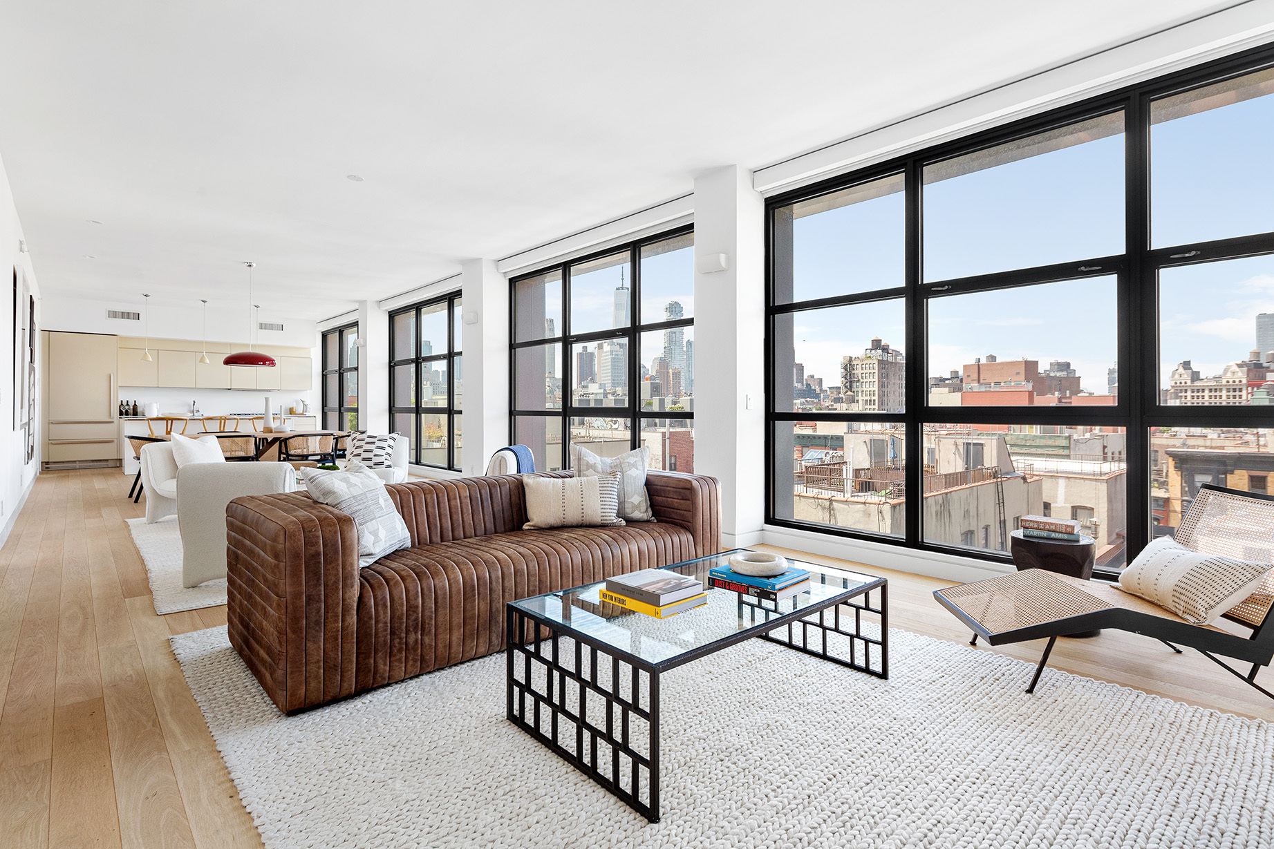 250 BOWERY Unit: PHD