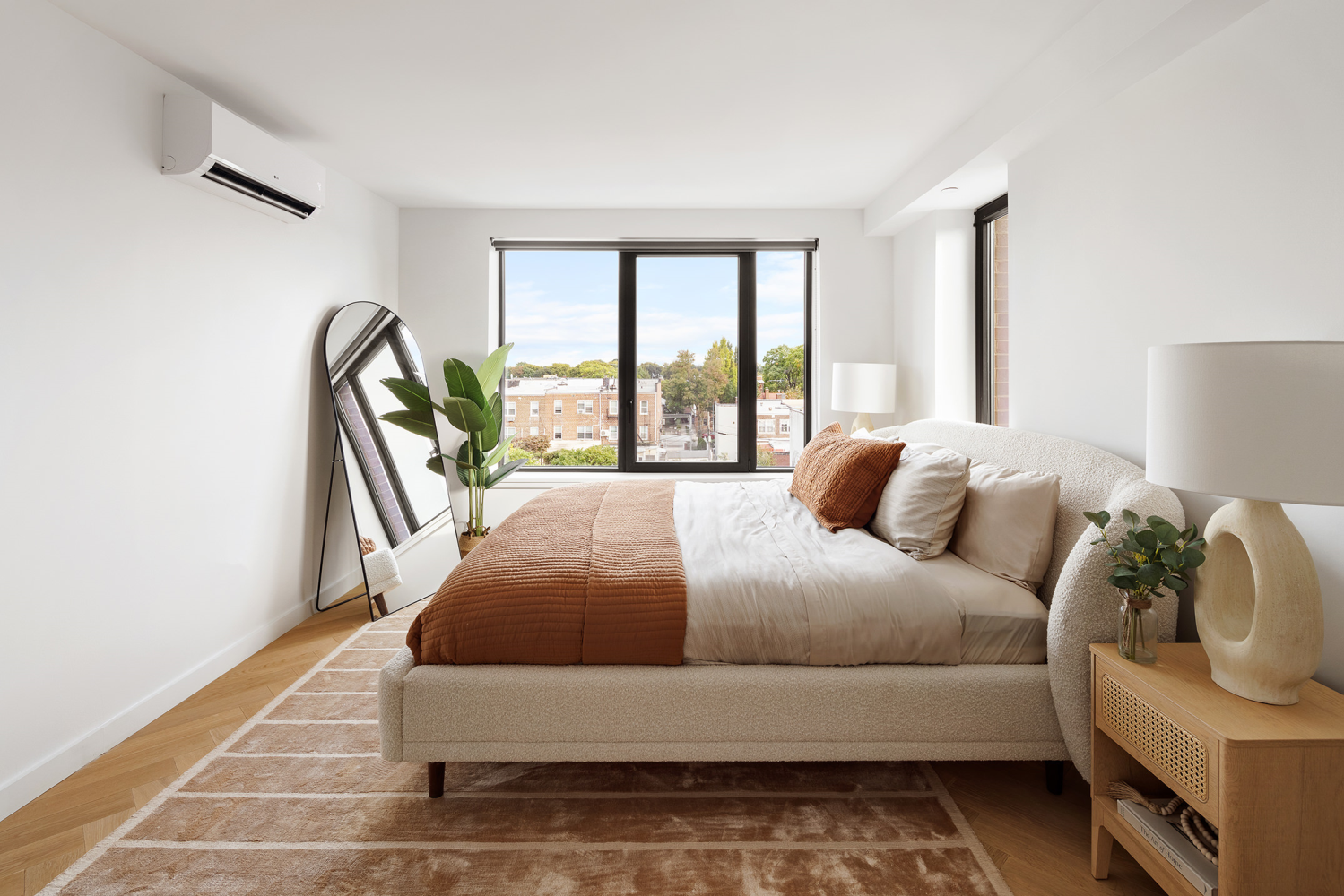22-54 46th St 702