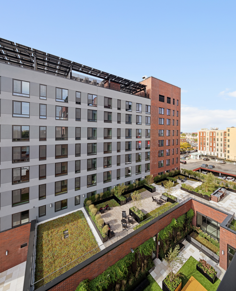 22-54 46th St 702