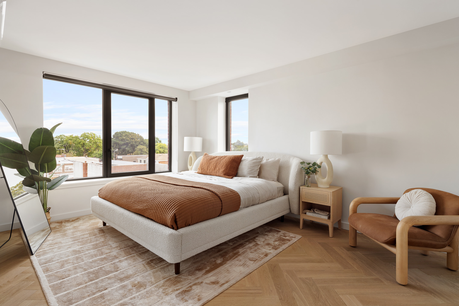 22-54 46th St 702