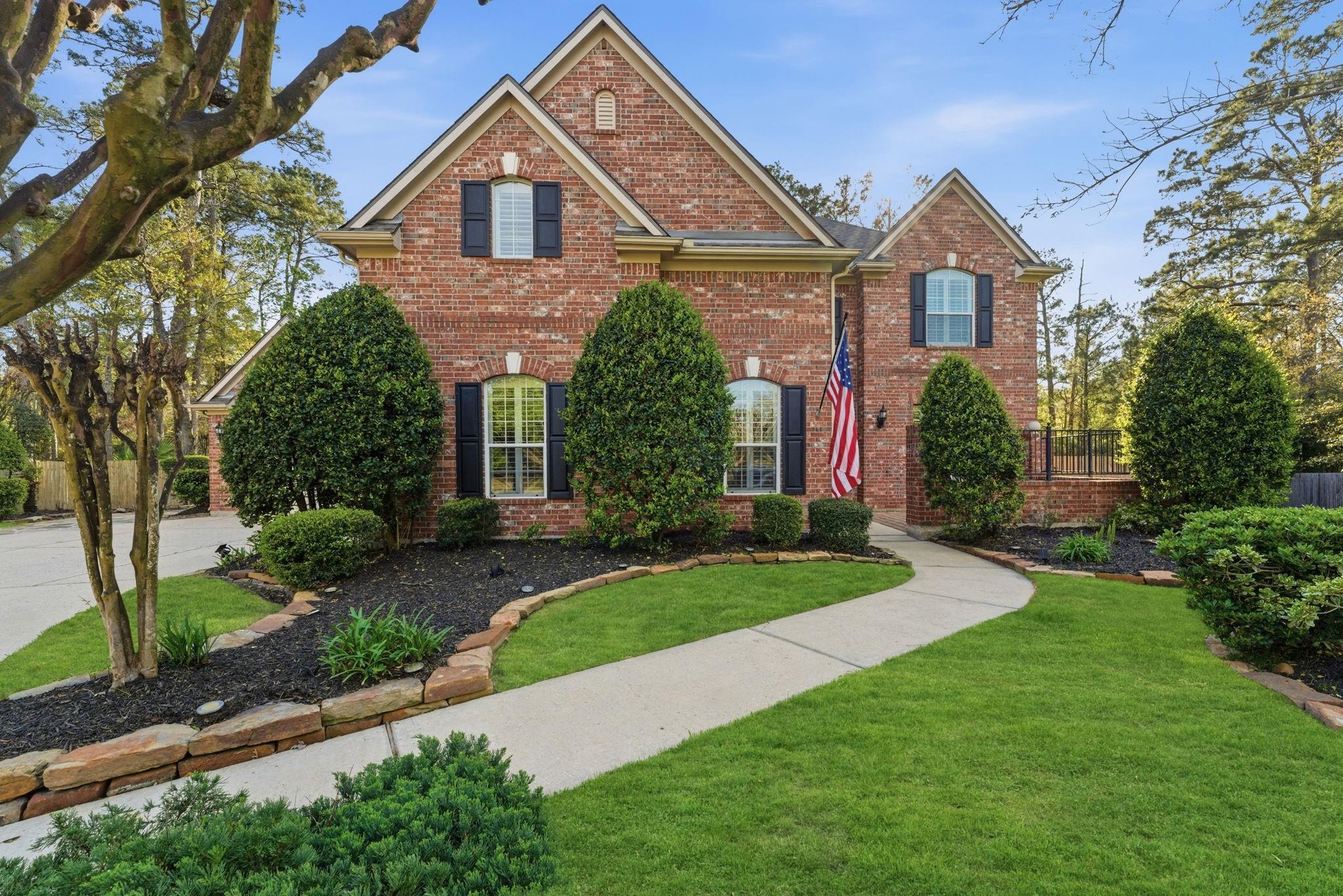 3 Graylin Woods Place