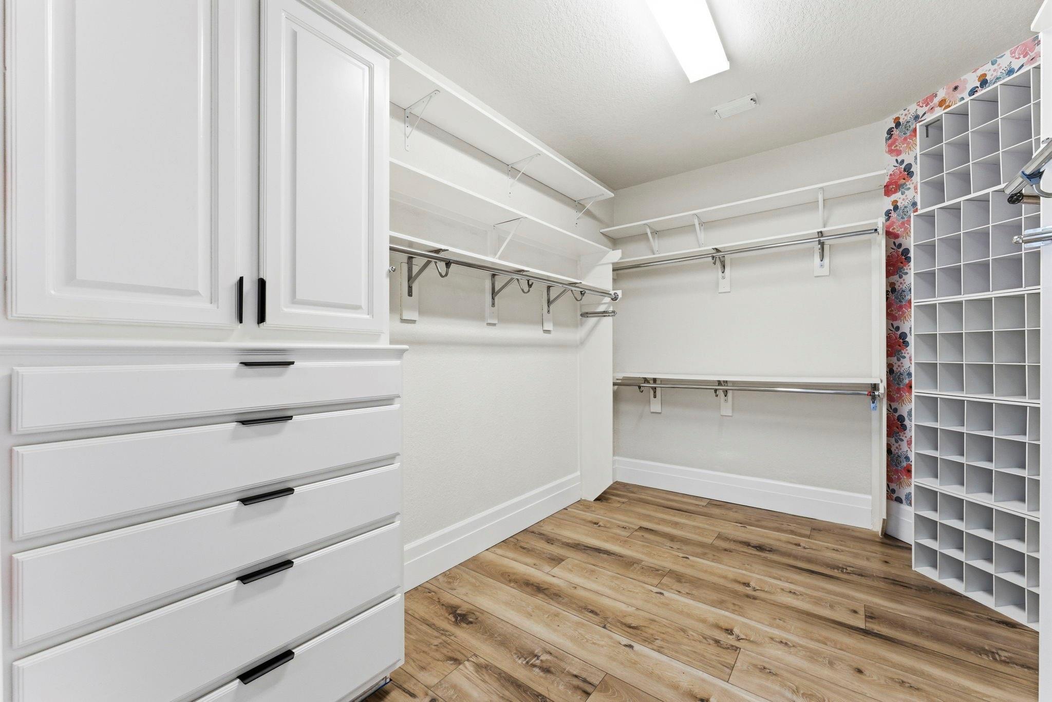 3 Graylin Woods Place