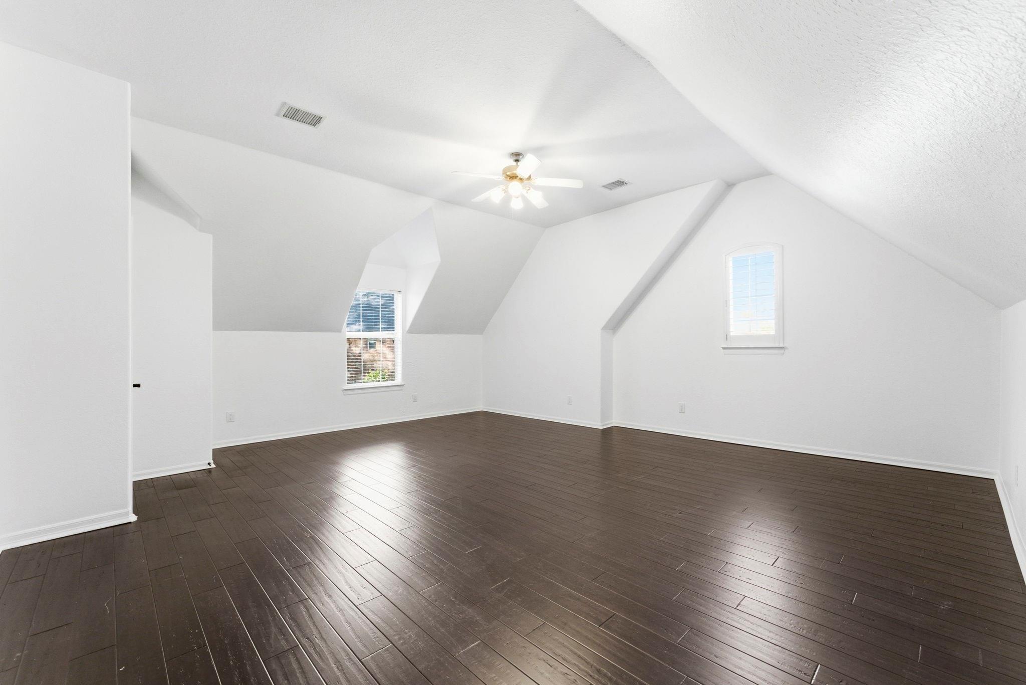 3 Graylin Woods Place