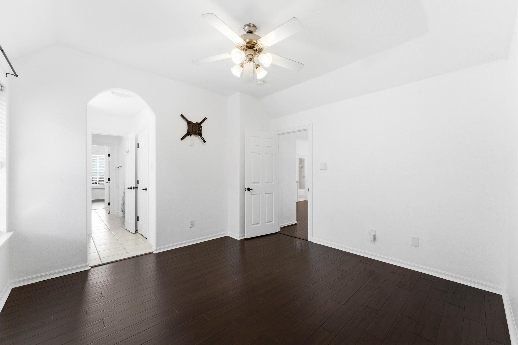 3 Graylin Woods Place