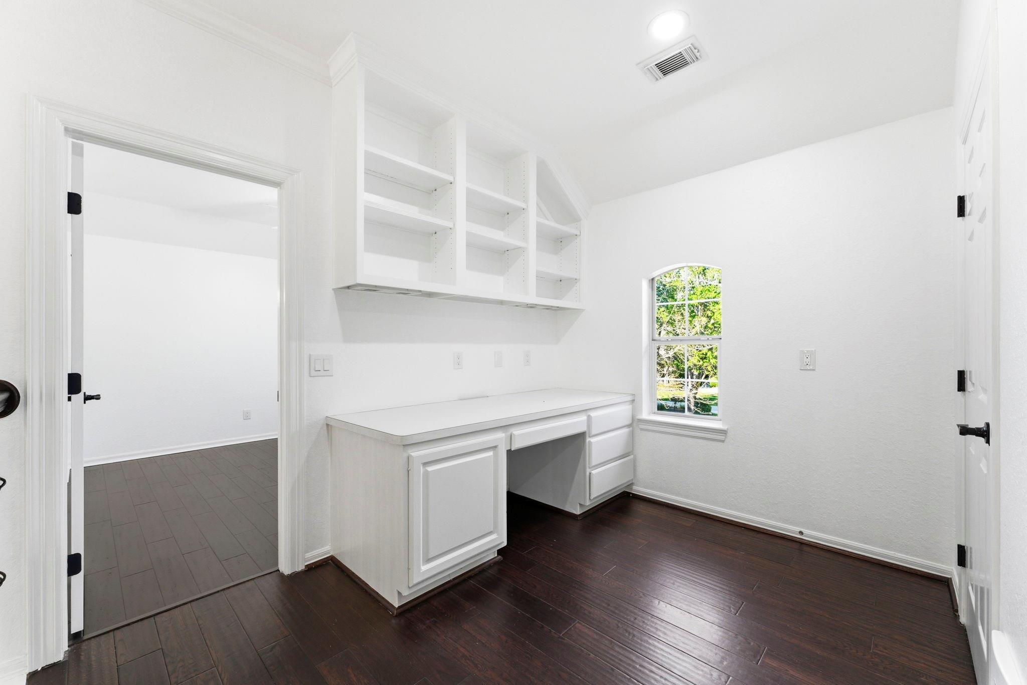 3 Graylin Woods Place