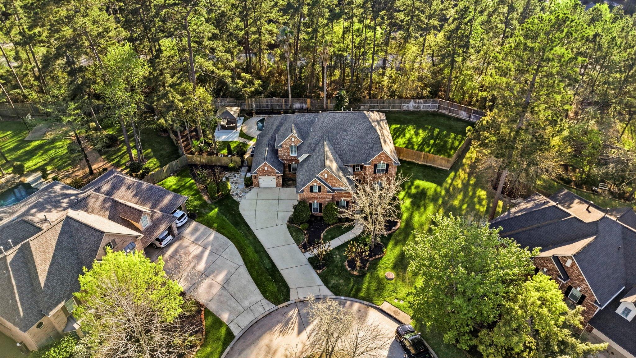 3 Graylin Woods Place