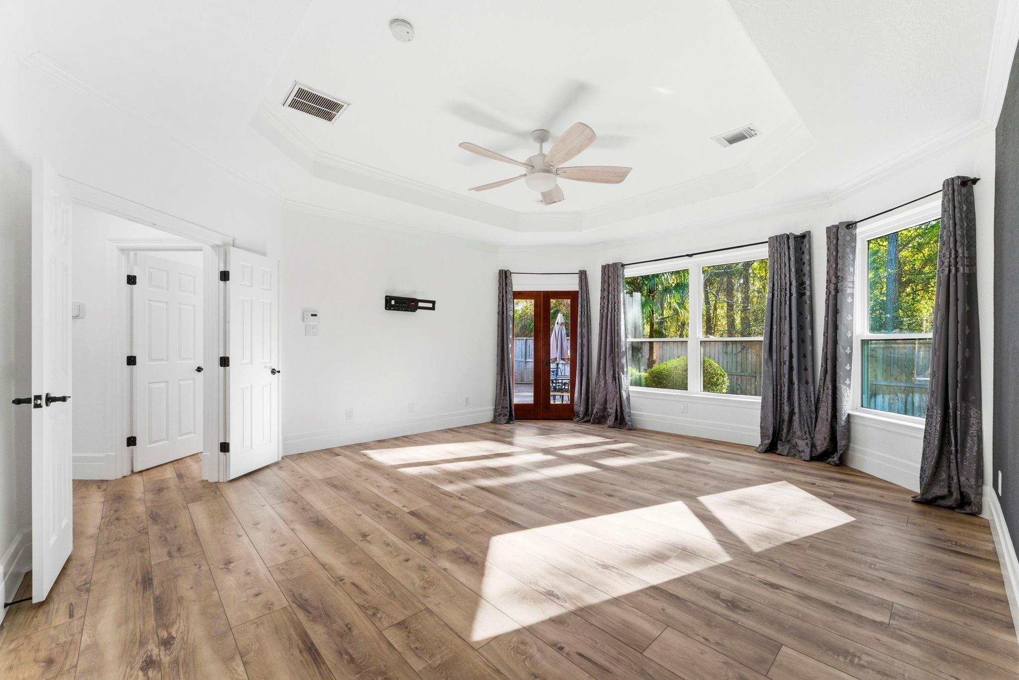 3 Graylin Woods Place