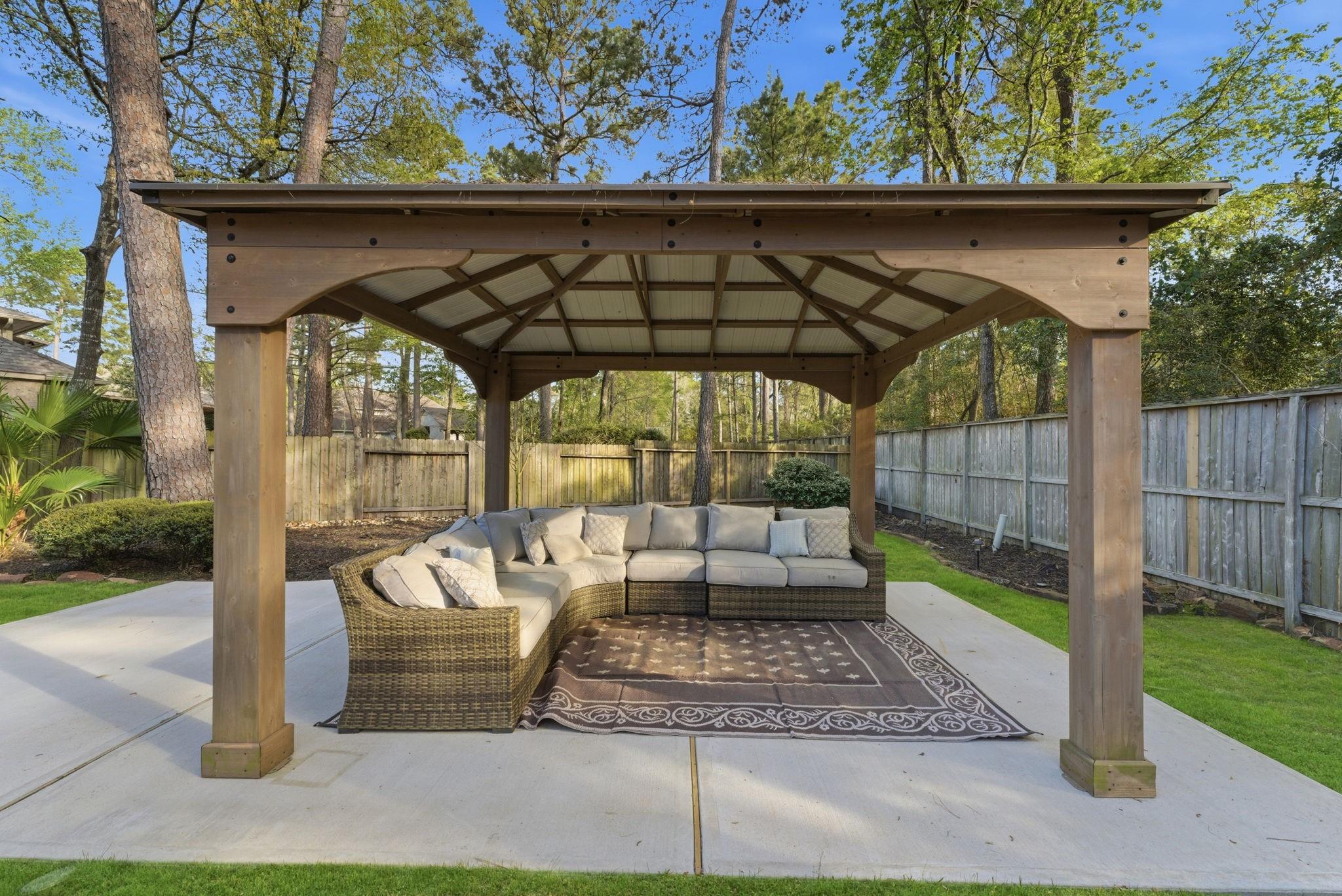 3 Graylin Woods Place