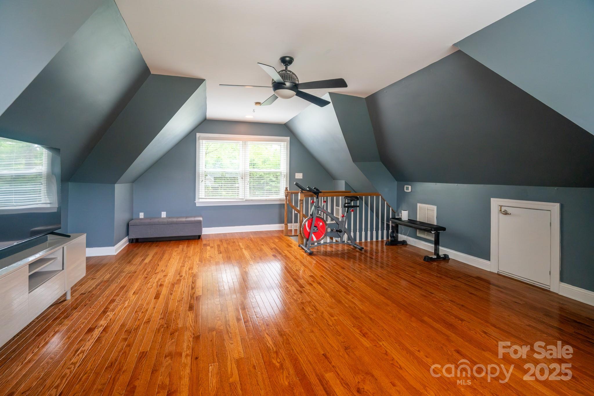 19523 Sunnypoint Court