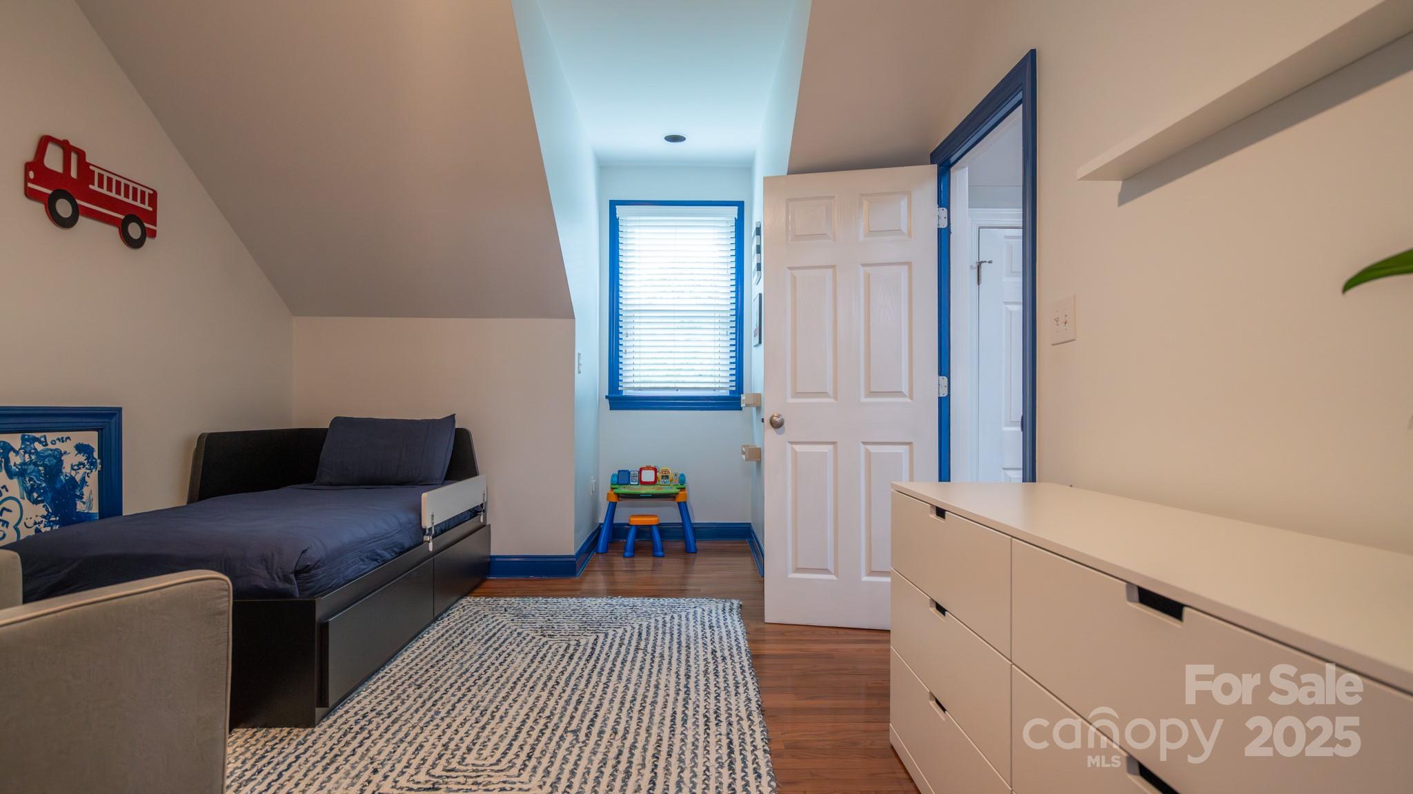 19523 Sunnypoint Court