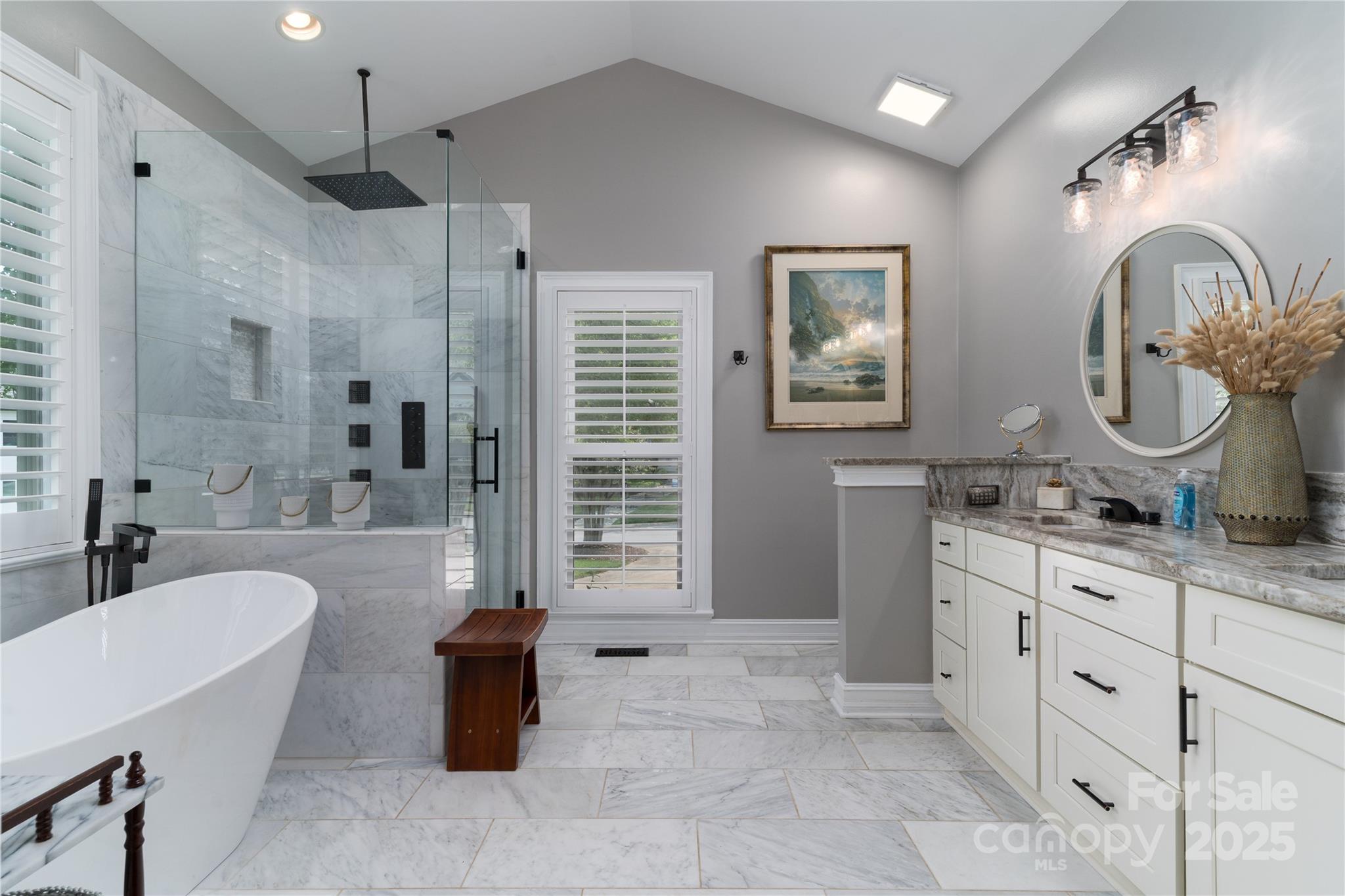 7600 Dunsmuir Court