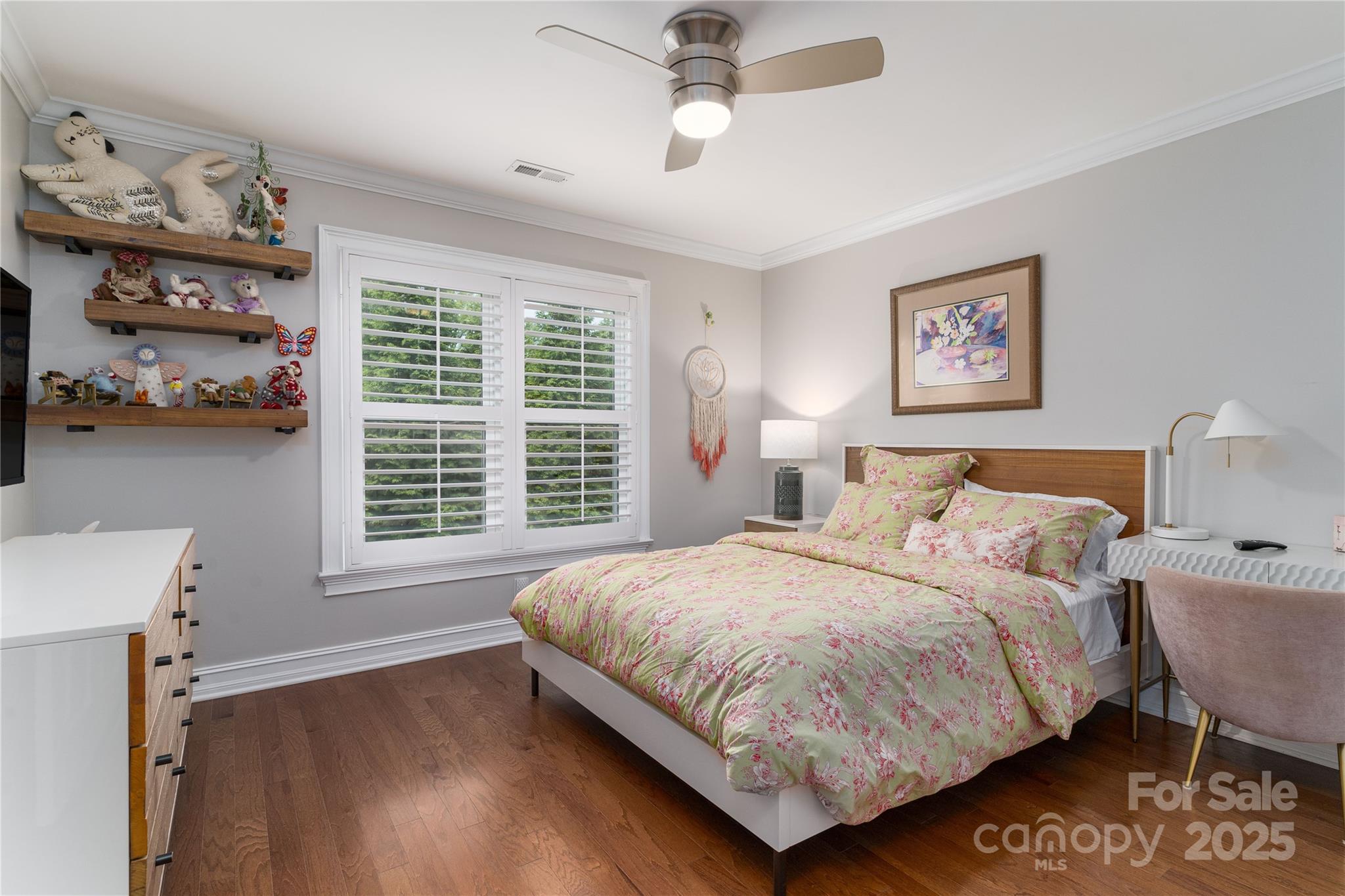 7600 Dunsmuir Court