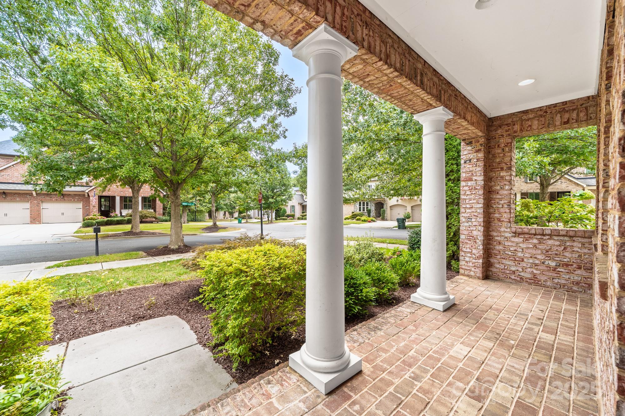 15905 Robbins Green Drive