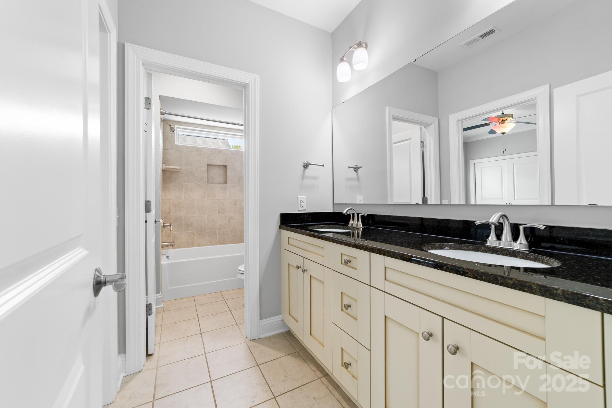 15905 Robbins Green Drive