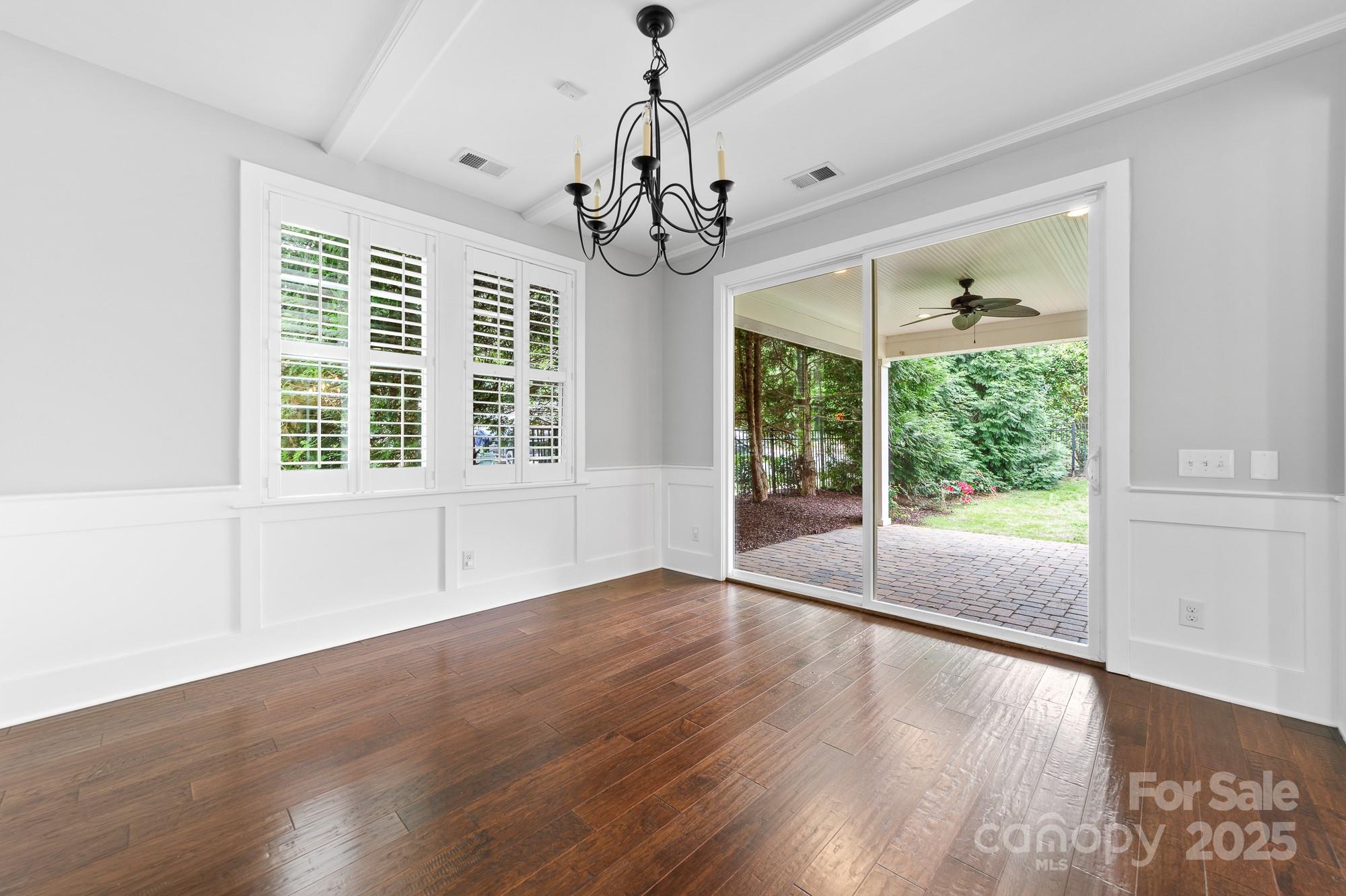 15905 Robbins Green Drive