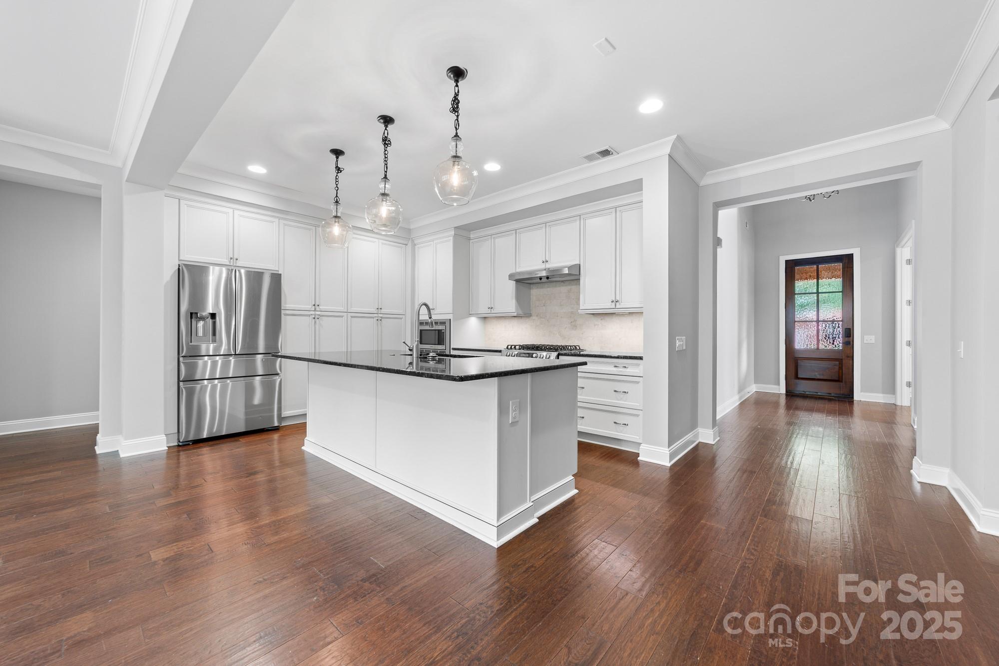 15905 Robbins Green Drive