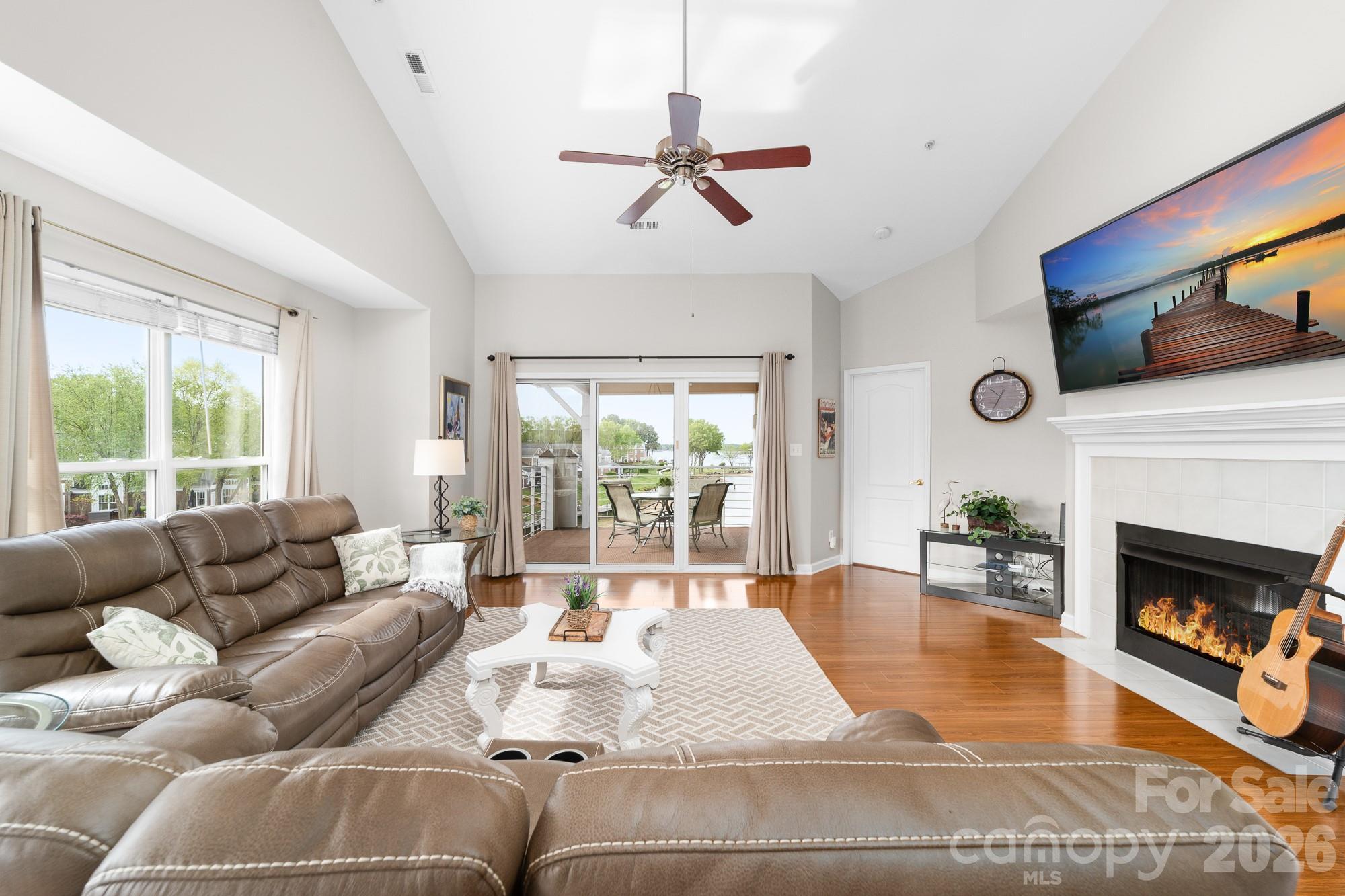 18633 Harborside Drive