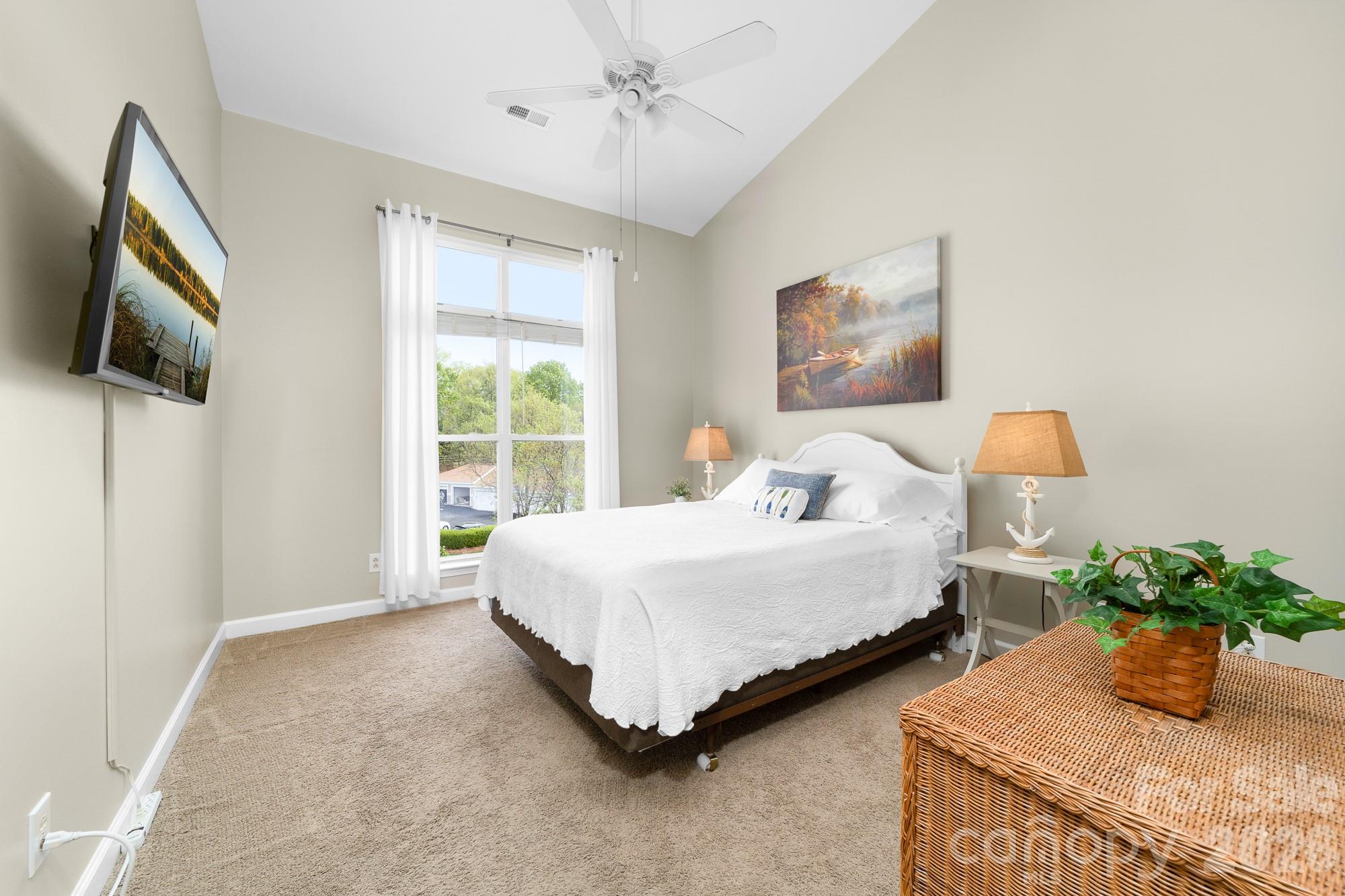 18633 Harborside Drive