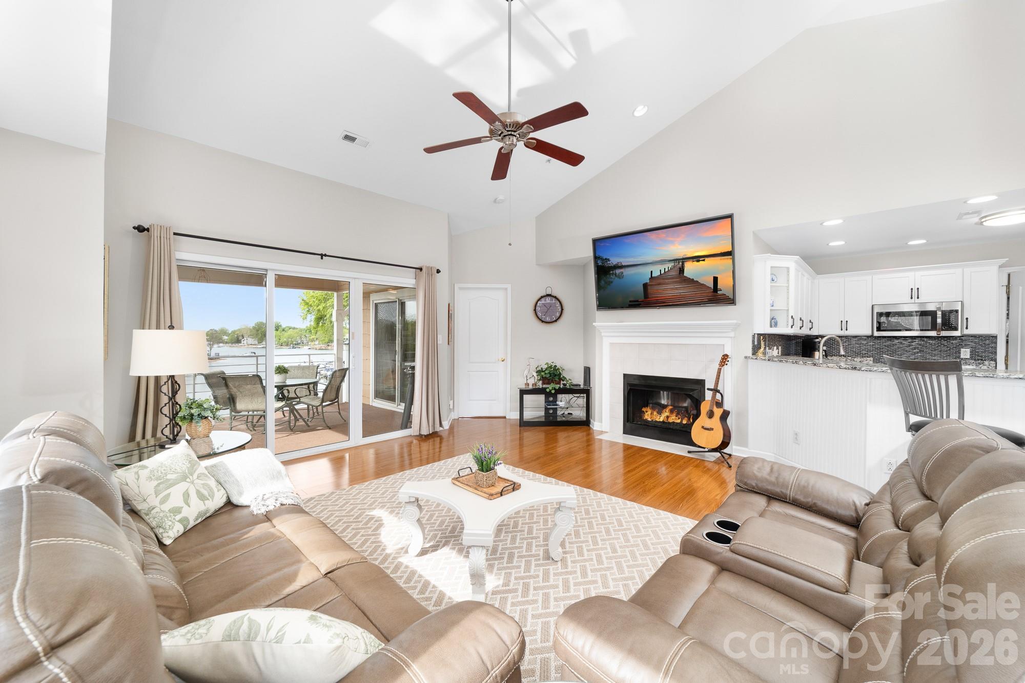 18633 Harborside Drive