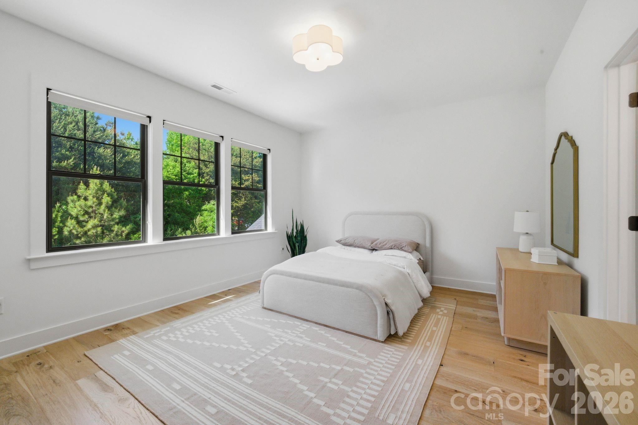 12016 Cambridge Square Drive