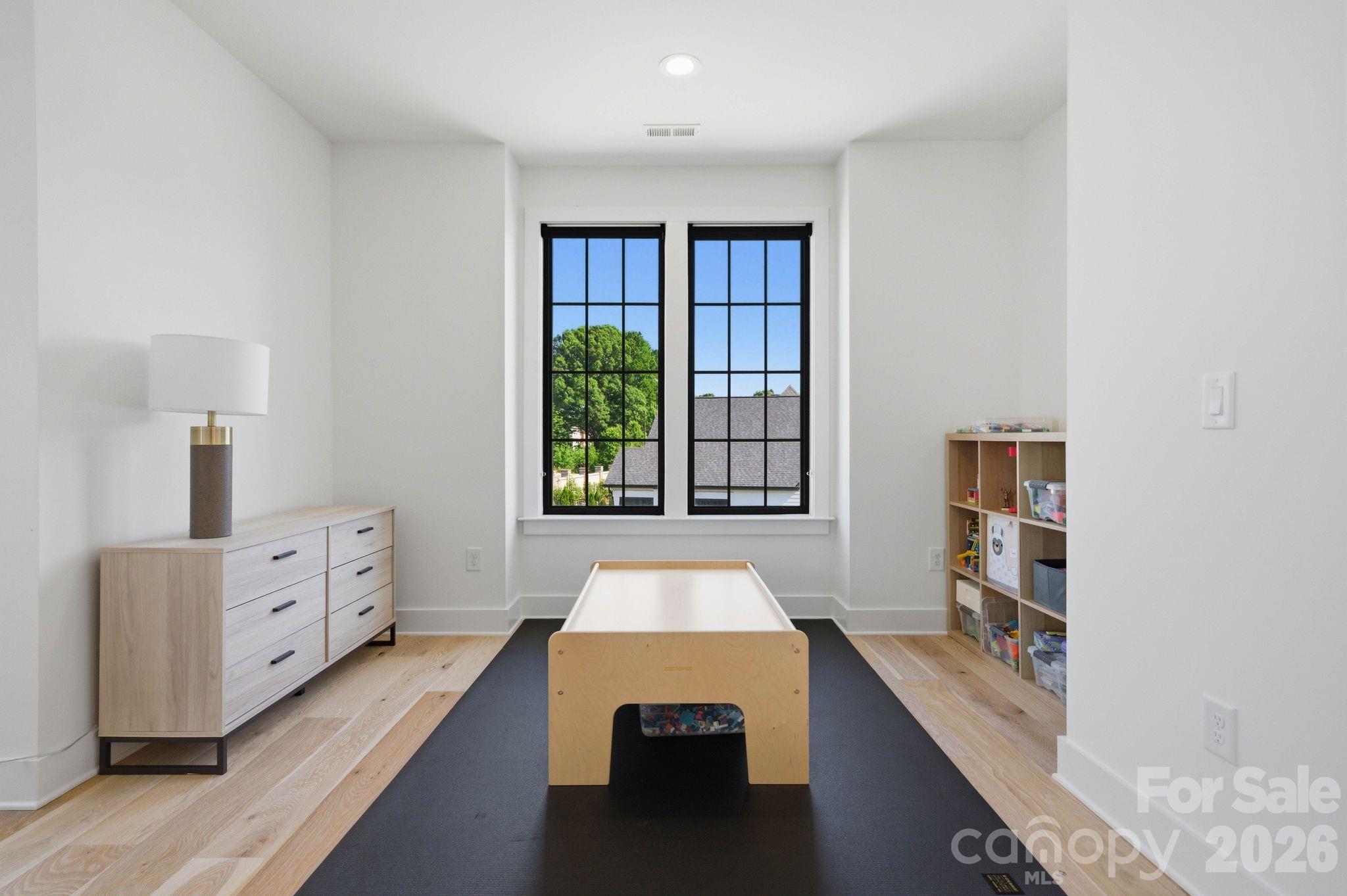 12016 Cambridge Square Drive