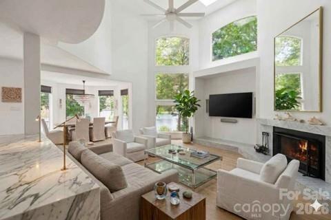 18426 Peninsula Cove Lane