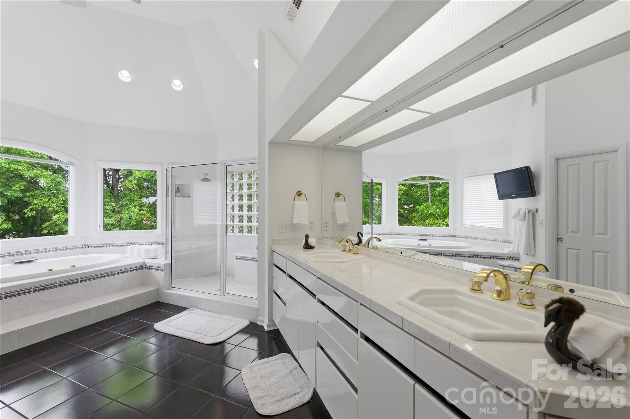 18426 Peninsula Cove Lane