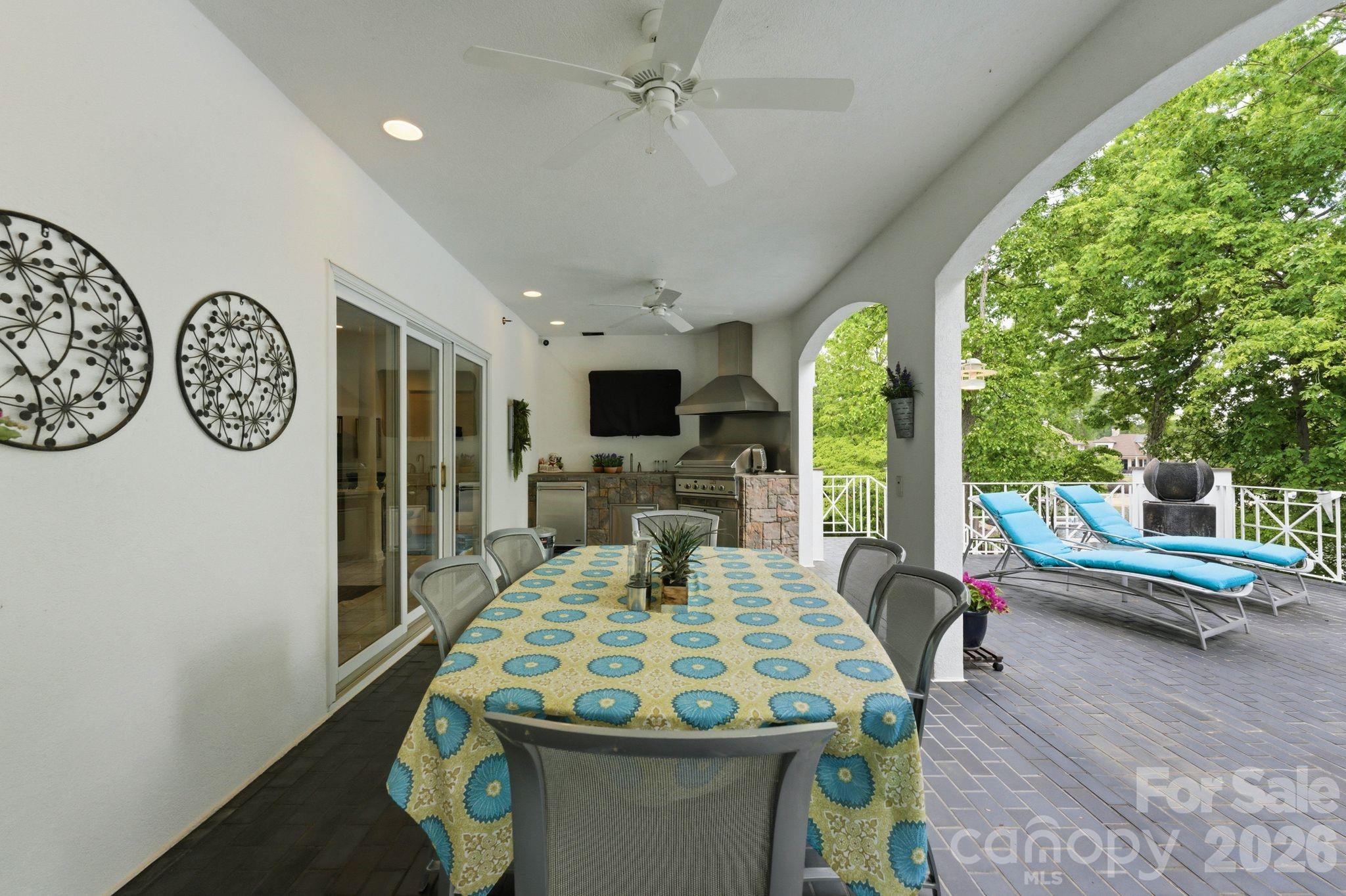 18426 Peninsula Cove Lane