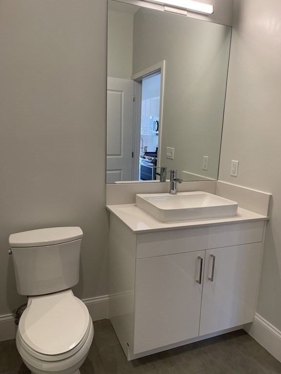 197-207 Maverick St Unit: 503