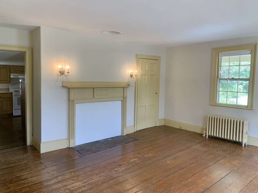 663 Lexington Rd
