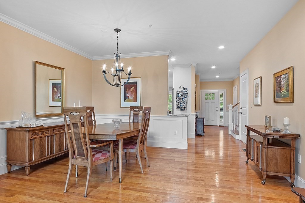 35 Maple Ave Unit: 302
