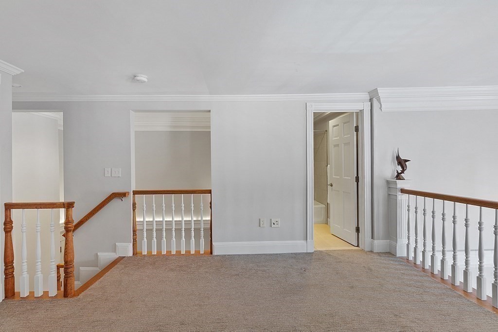 201 Newbury # 209