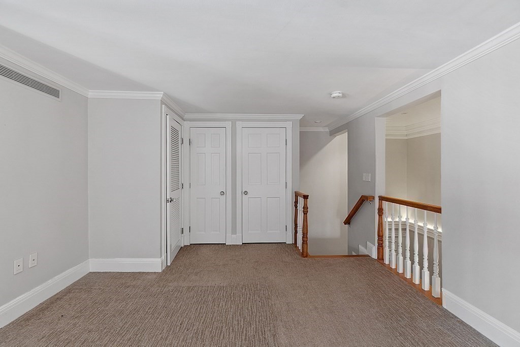 201 Newbury # 209