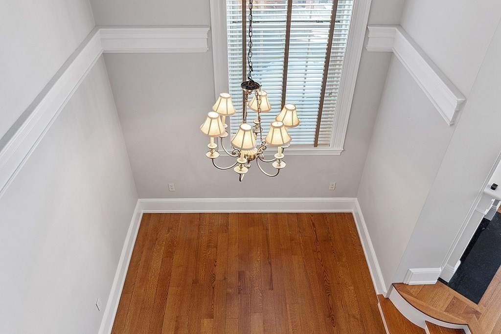 201 Newbury # 209