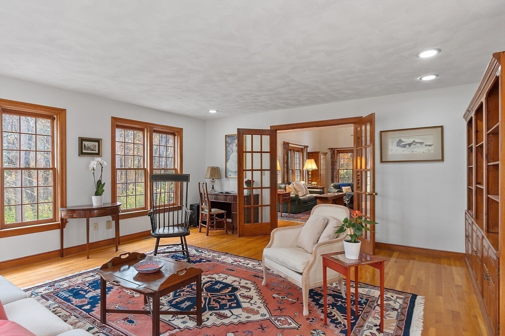 140 Oak Knoll Rd