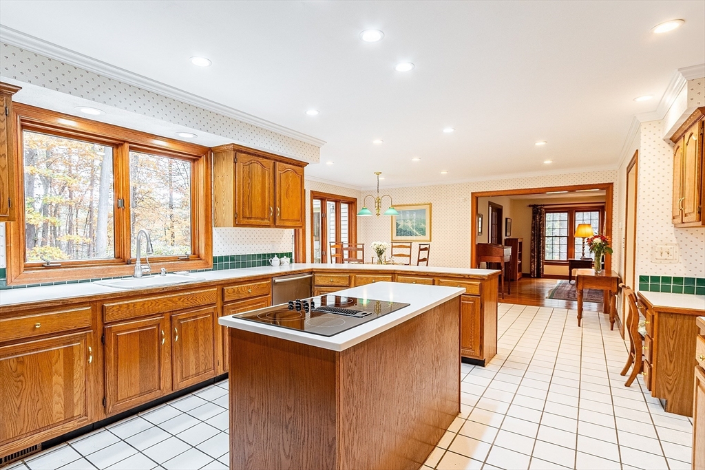 140 Oak Knoll Rd