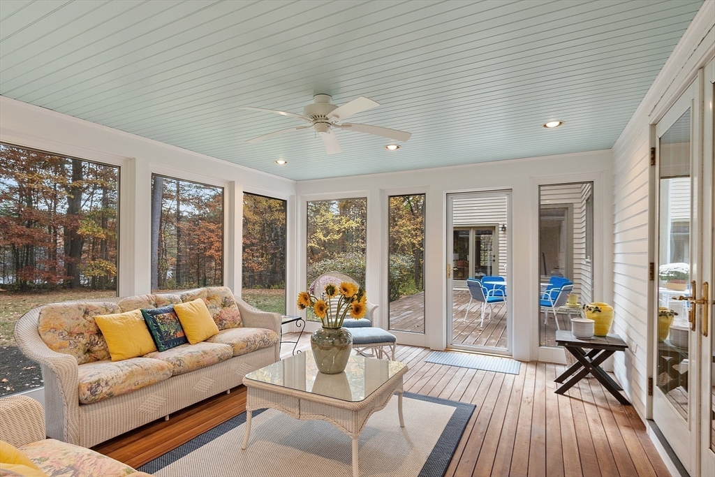 140 Oak Knoll Rd