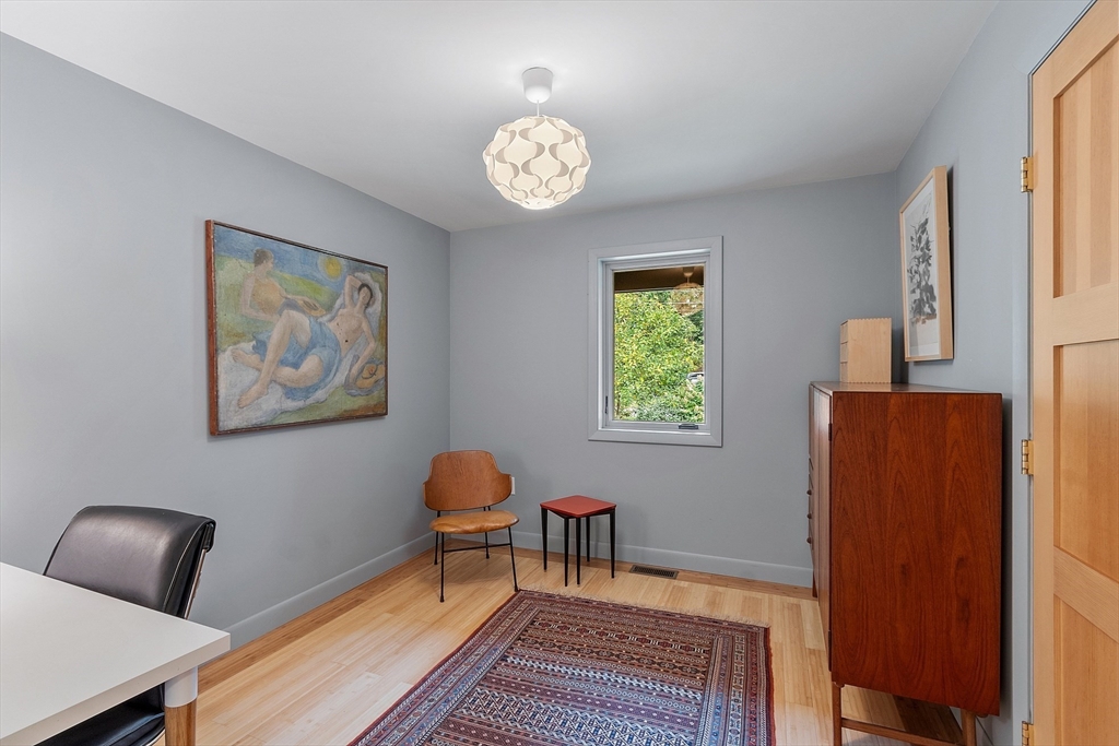15 Hillside Rd