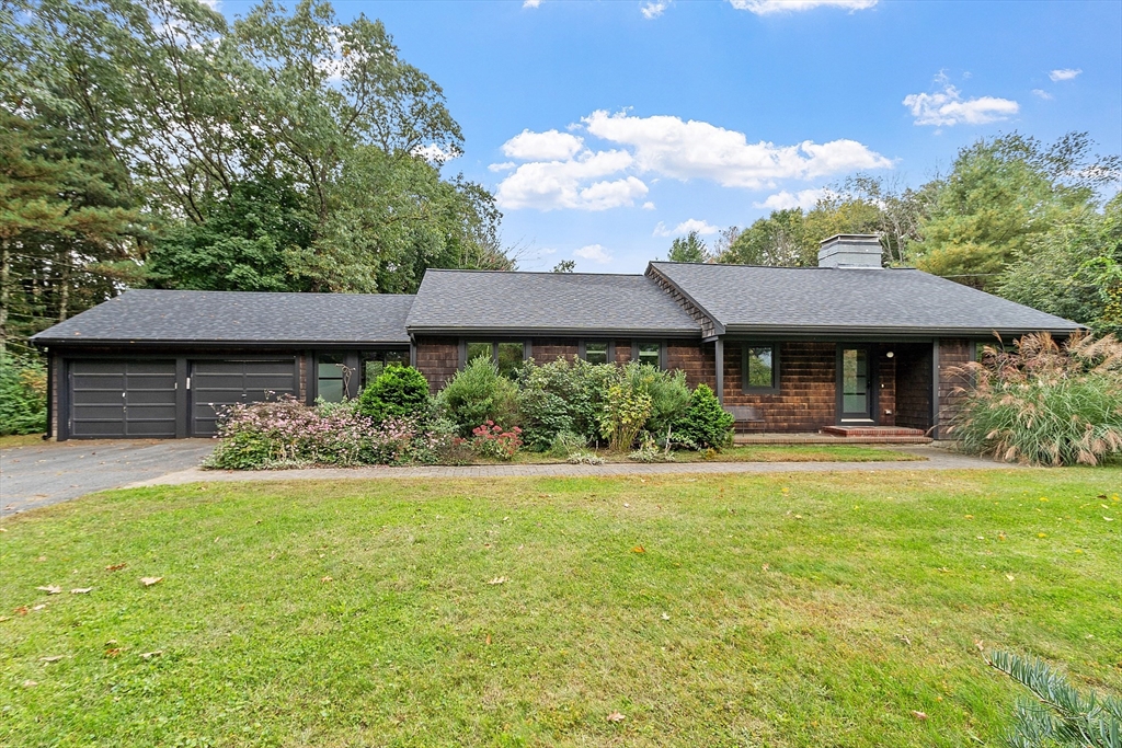 15 Hillside Rd