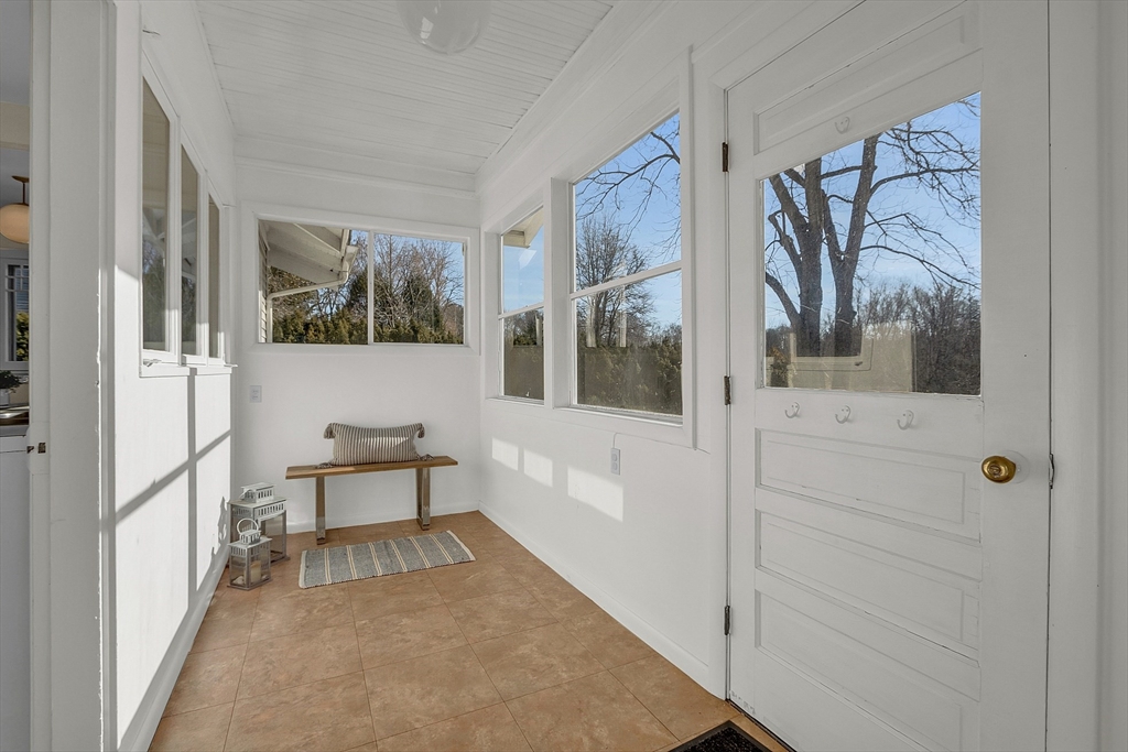 252 Lexington Road