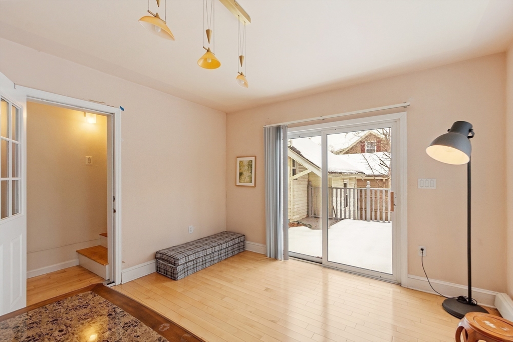 53 Wallace Rd