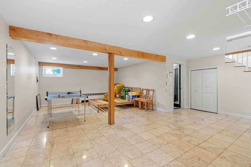53 Wallace Rd