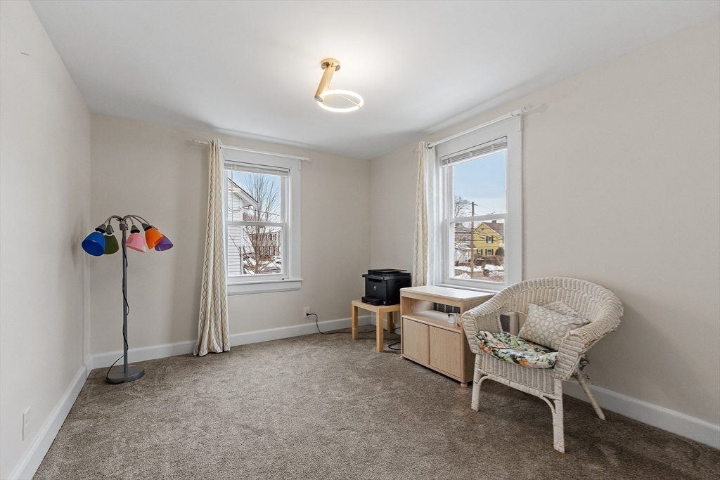 53 Wallace Rd
