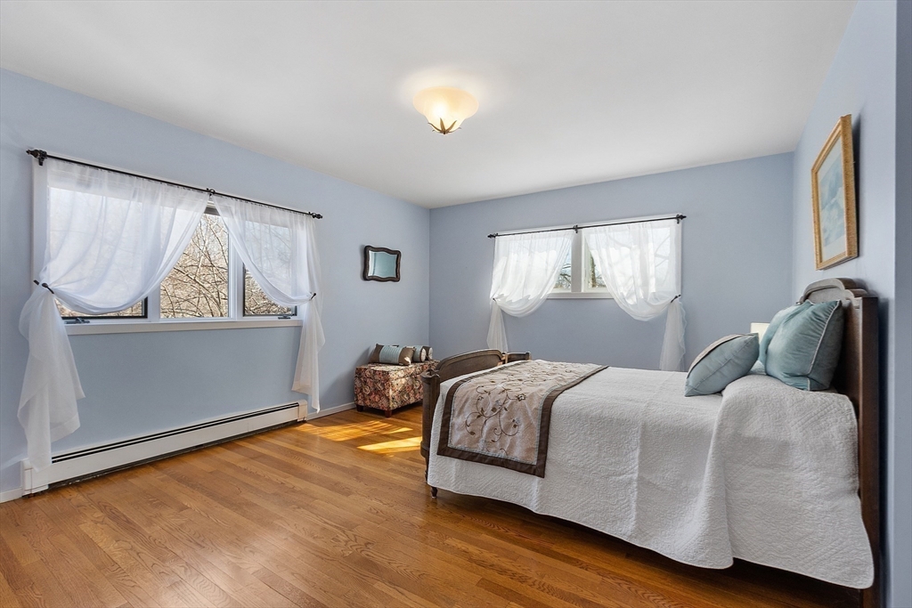 566 Strawberry Hill Rd