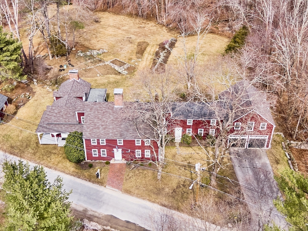 1019 North Road