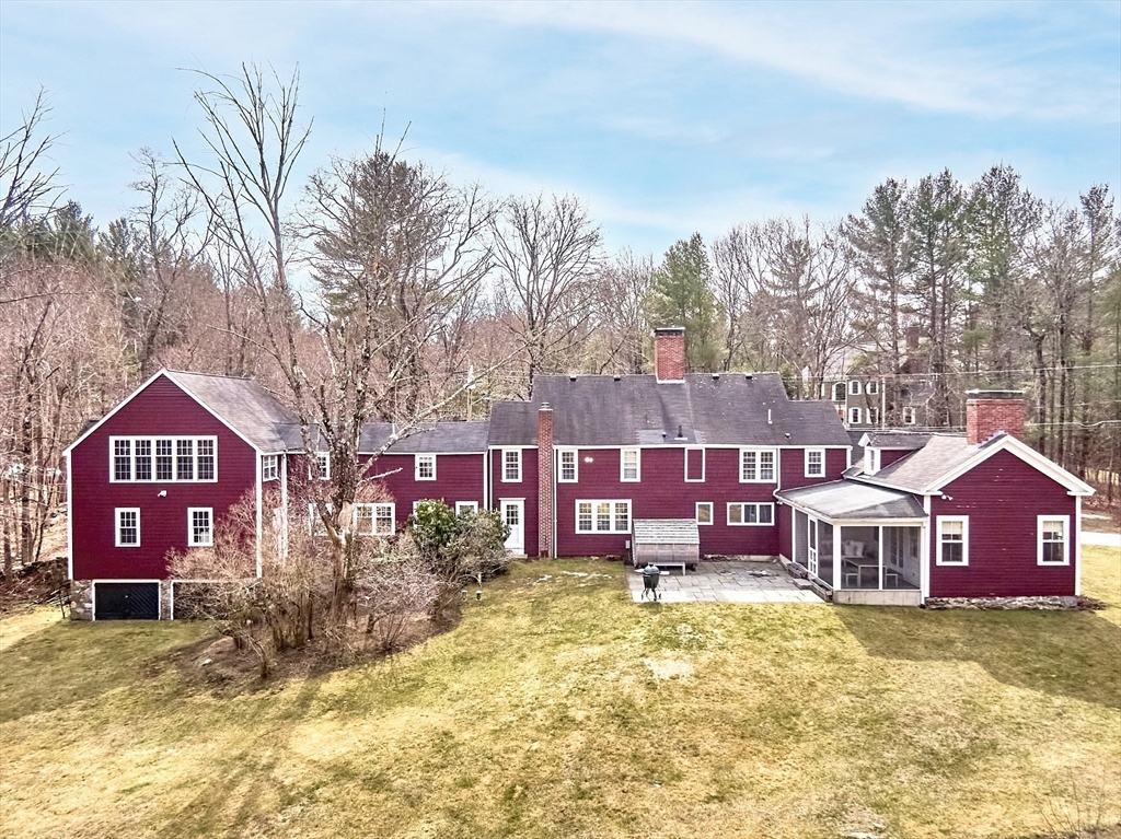 1019 North Road