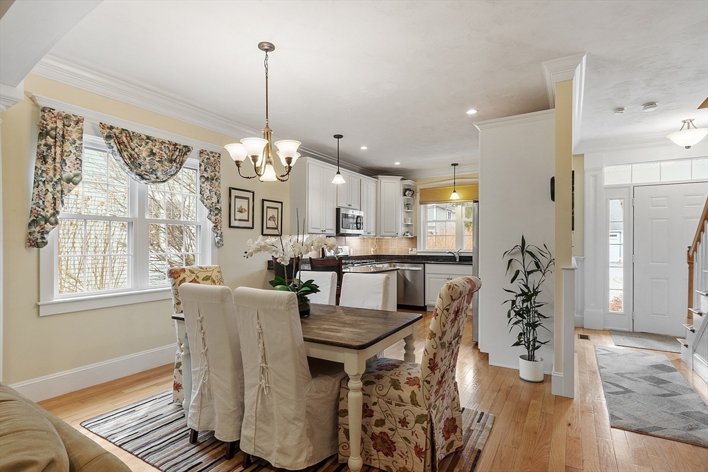 4 Snowberry Ln