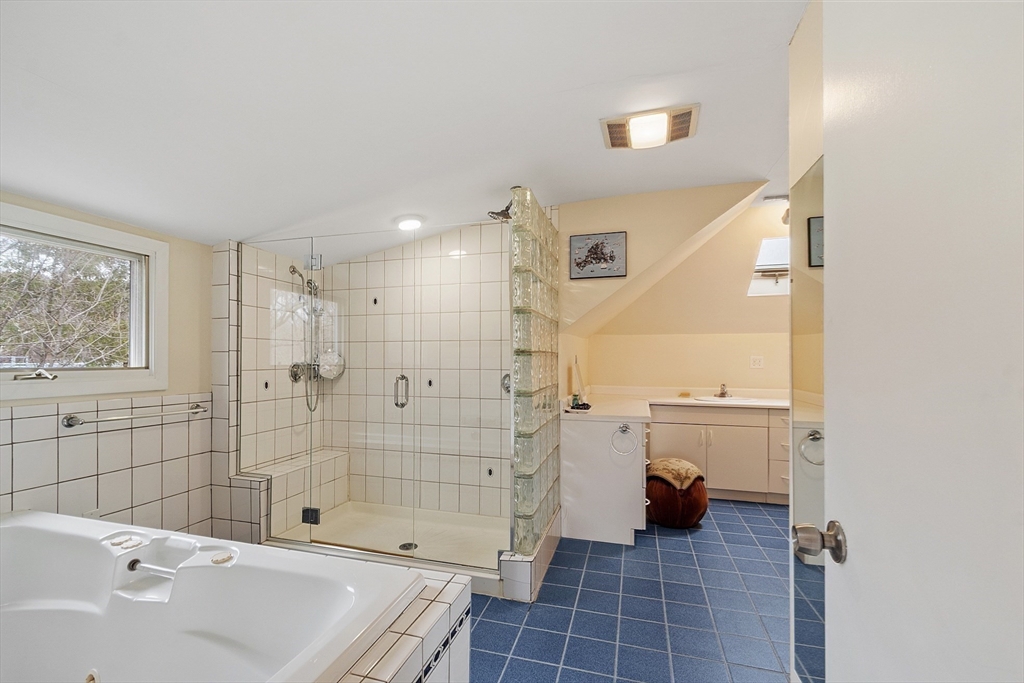 15 Pearl St # 2