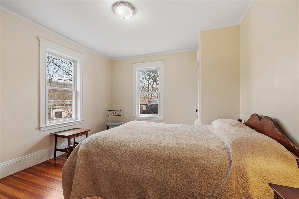 15 Pearl St # 2